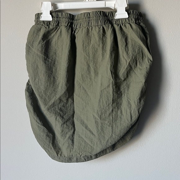 SHEIN Olive Green Skirt - Picture 4 of 4